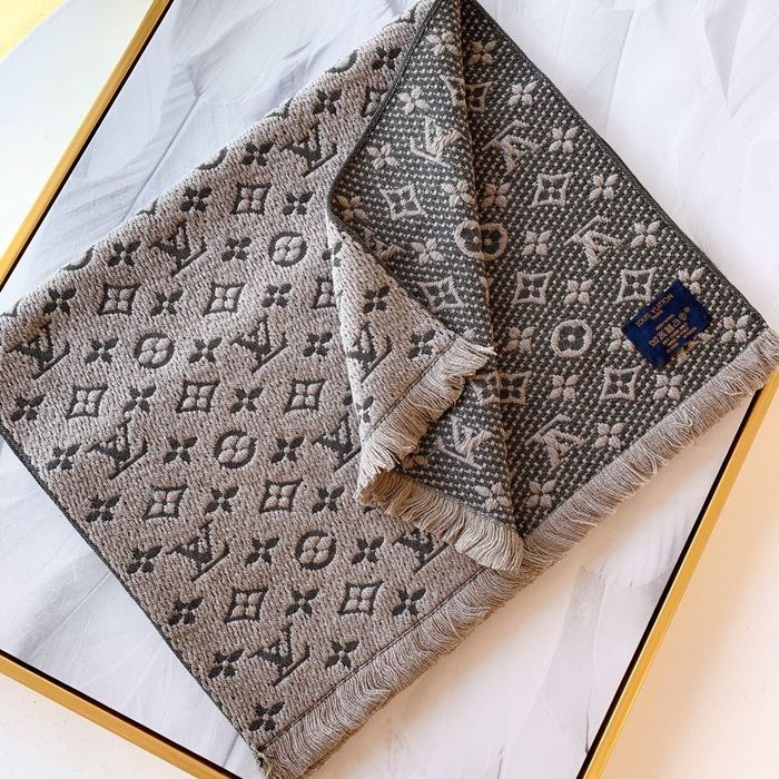 Louis Vuitton Scarf LV00032